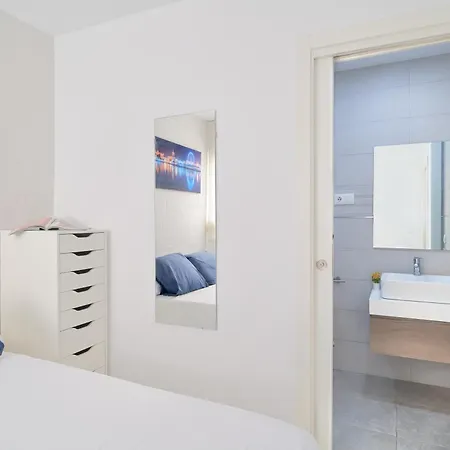 Romantico Estudio En La Playa De Pedregalejo By Alterhome Apartment